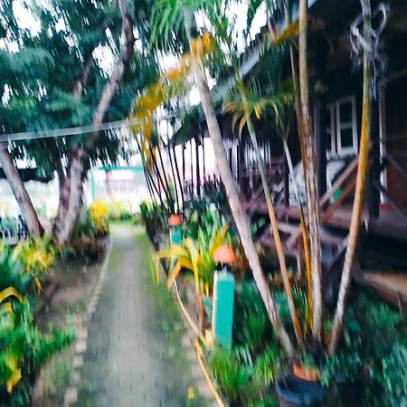 Pan Guest House Donkhone Ban Donsom Esterno foto